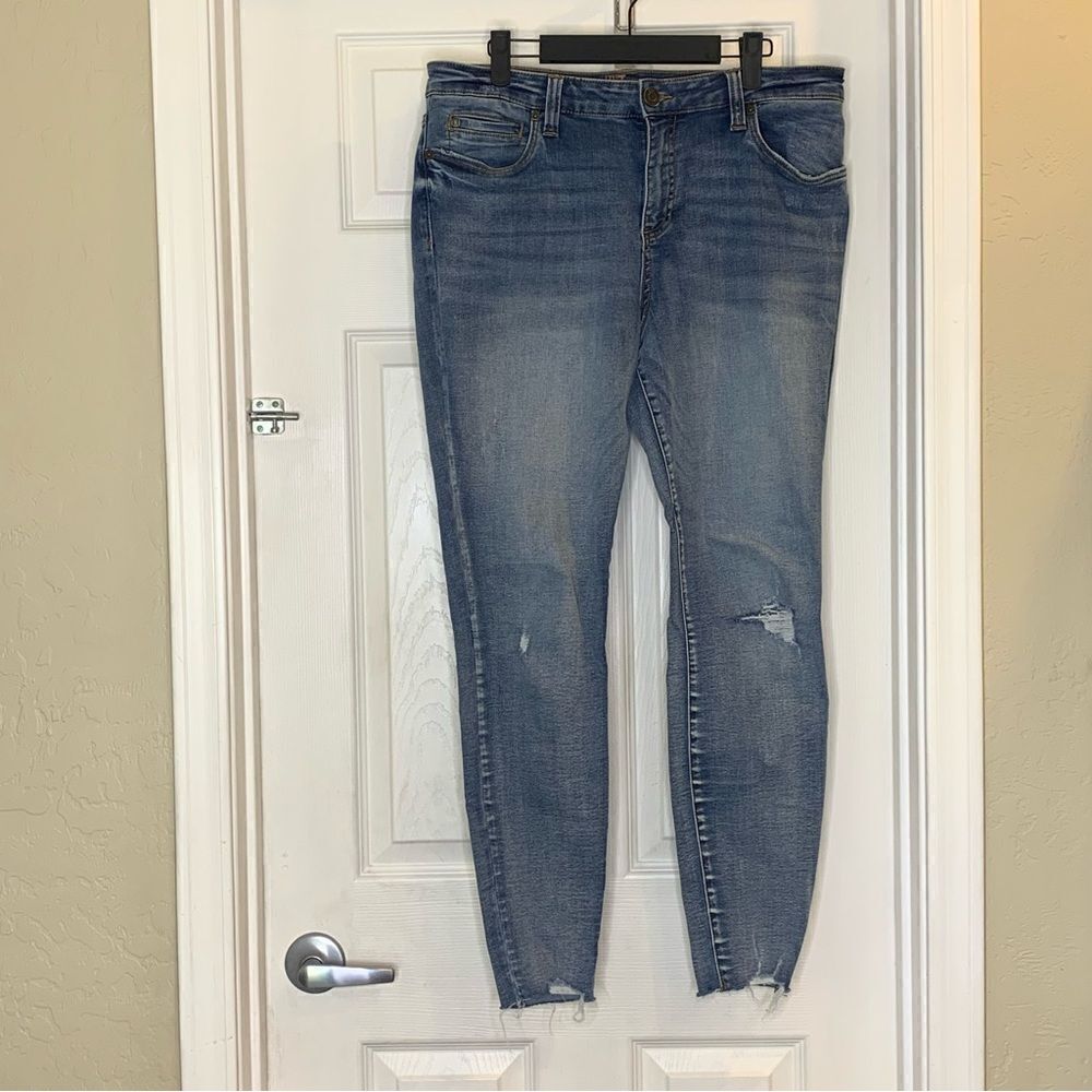 Kut from the Kloth Carlo Ankle Skinny Distressed Jeans Size 16 Raw Hem - Picture 9 of 10